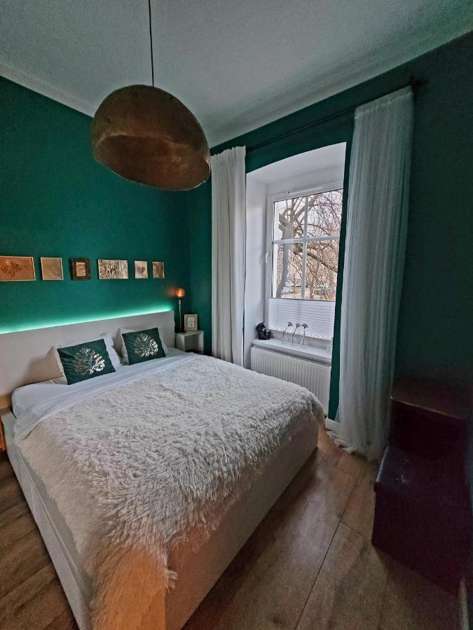 Apartament By The Way Apartman Wrocław Kültér fotó