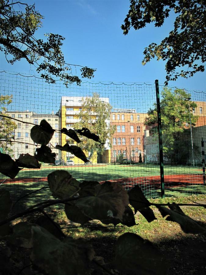 Apartament By The Way Apartman Wrocław Kültér fotó